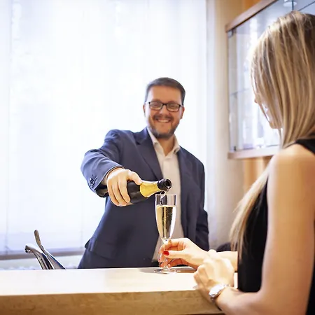 Smart Bartolini Ξενοδοχείο 3*