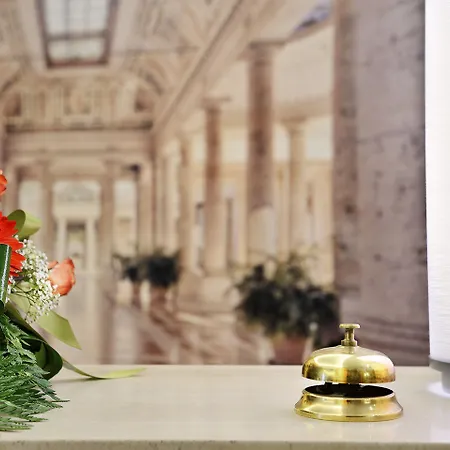 Smart Bartolini Hotel 3*