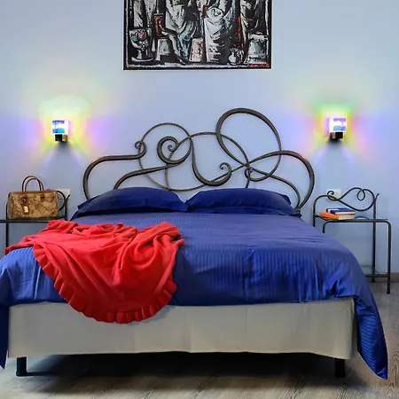 Отель Smart Bartolini