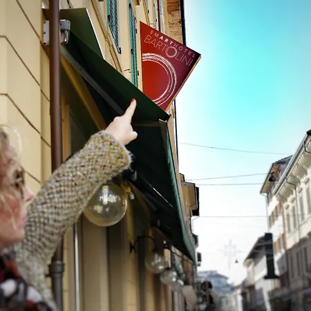 Smart Bartolini 호텔